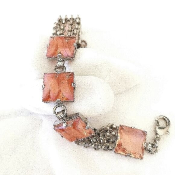 NEW CAMEE peach Swarovski Crystal bracelet - Picture 3 of 3